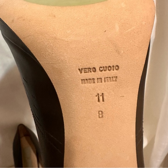 Julie Lopez Heels - Picture 3 of 9